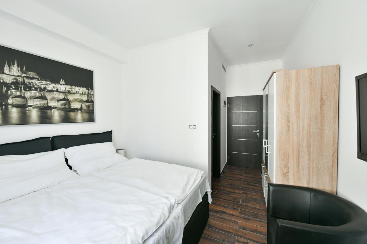 Apartmany Na Namesti 85 Jindrichuv Hradec Luaran gambar