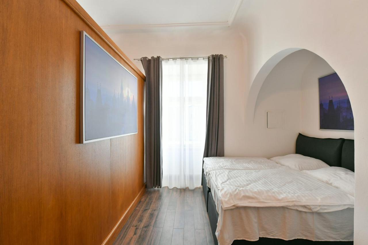 Apartmany Na Namesti 85 Jindrichuv Hradec Luaran gambar