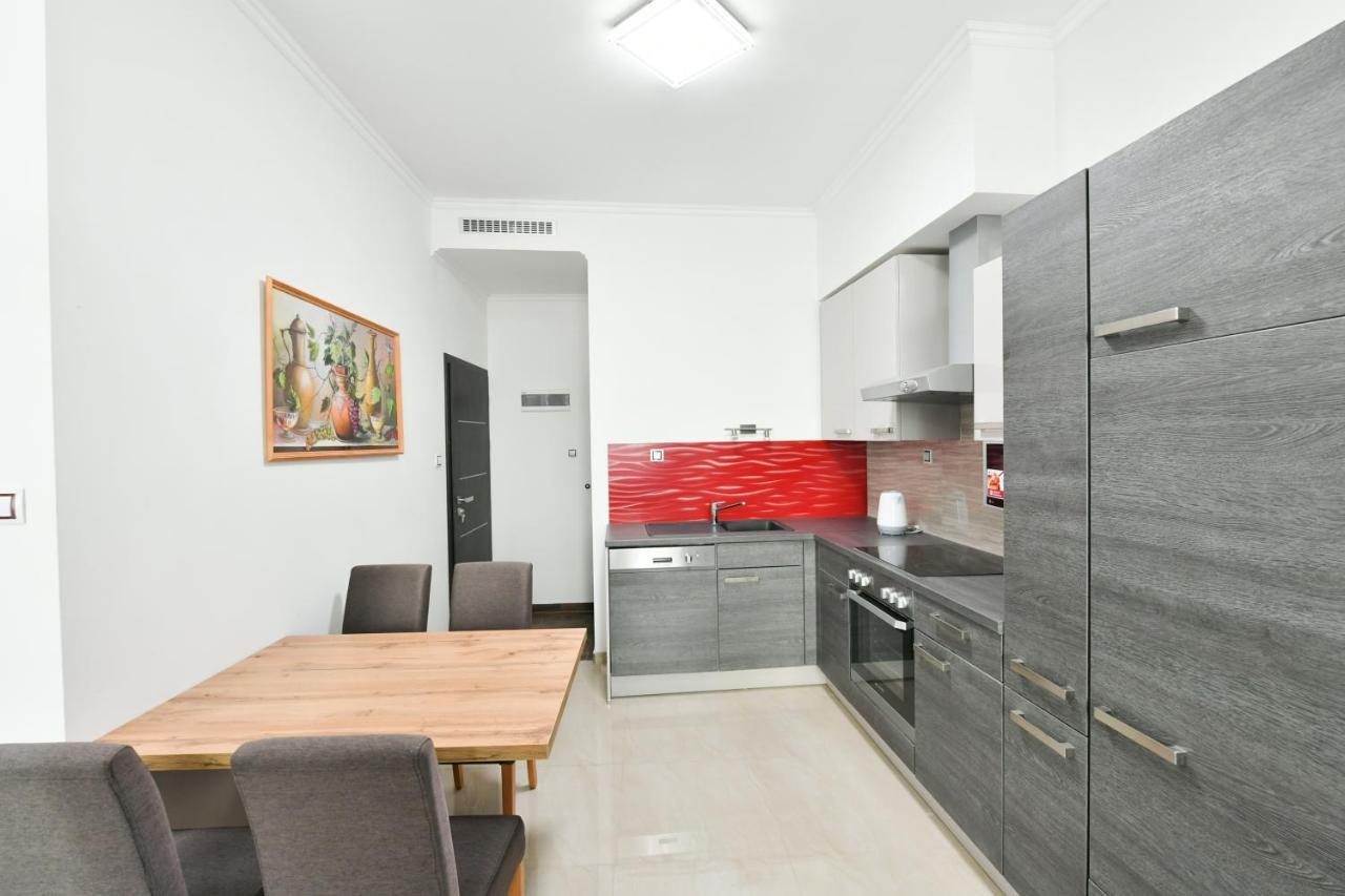 Apartmany Na Namesti 85 Jindrichuv Hradec Luaran gambar
