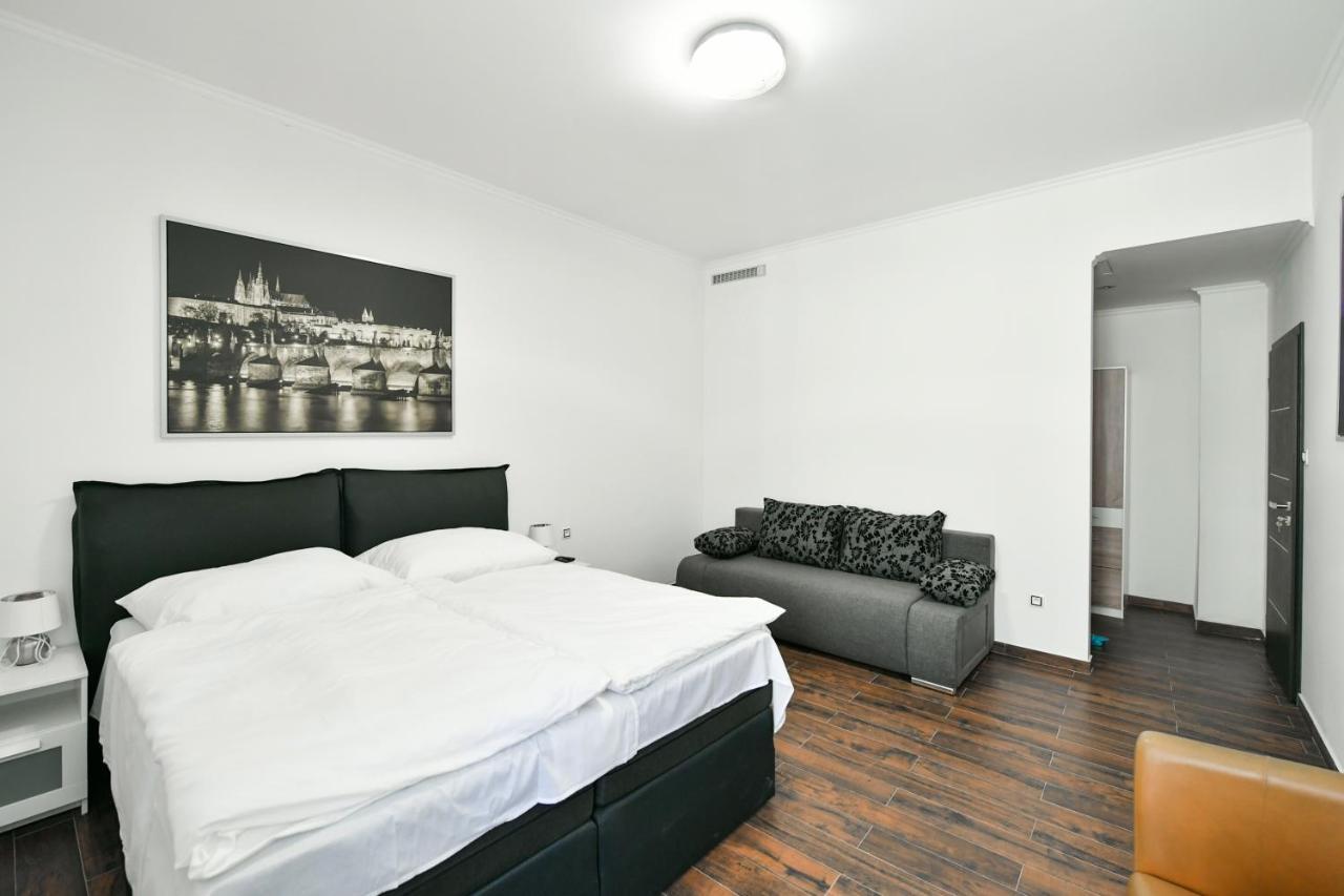 Apartmany Na Namesti 85 Jindrichuv Hradec Luaran gambar