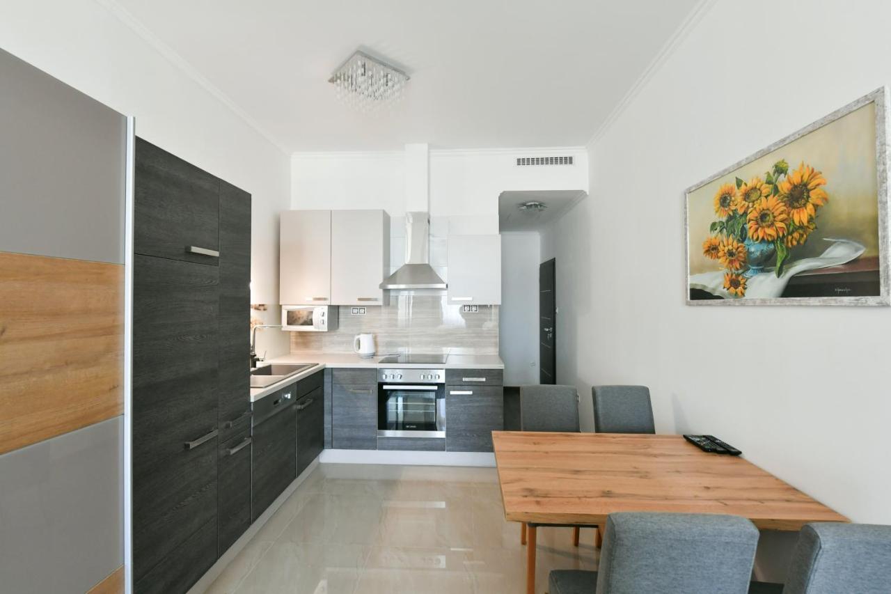 Apartmany Na Namesti 85 Jindrichuv Hradec Luaran gambar