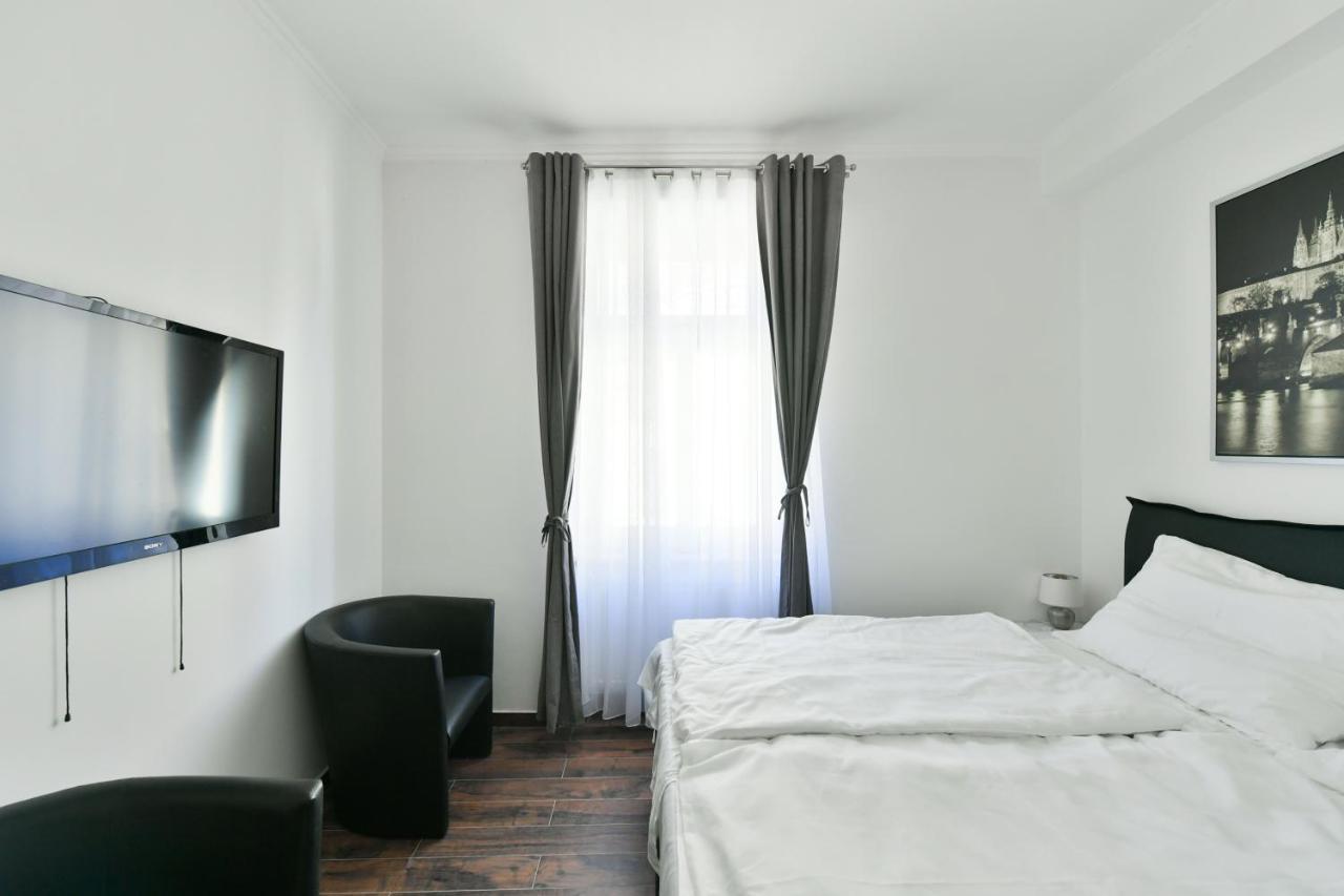 Apartmany Na Namesti 85 Jindrichuv Hradec Luaran gambar
